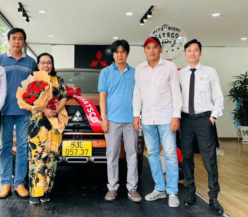 Hình ảnh hoạt động tư vấn xe tại Hưng Yên